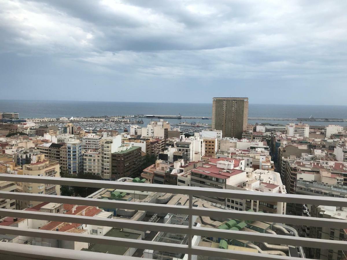 Apartamento & Sea View Аліканте Екстер'єр фото